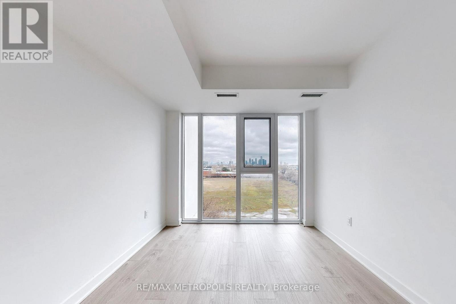 521 - 36 Zorra Street, Toronto, Ontario  M8Z 0G5 - Photo 24 - W12932062