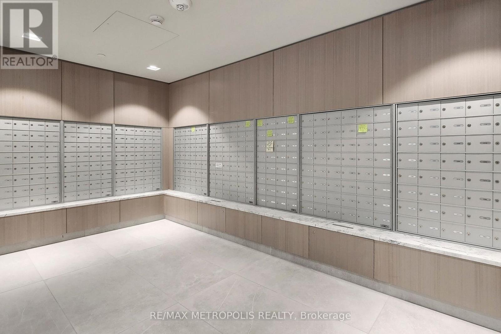 521 - 36 Zorra Street, Toronto, Ontario  M8Z 0G5 - Photo 44 - W12932062