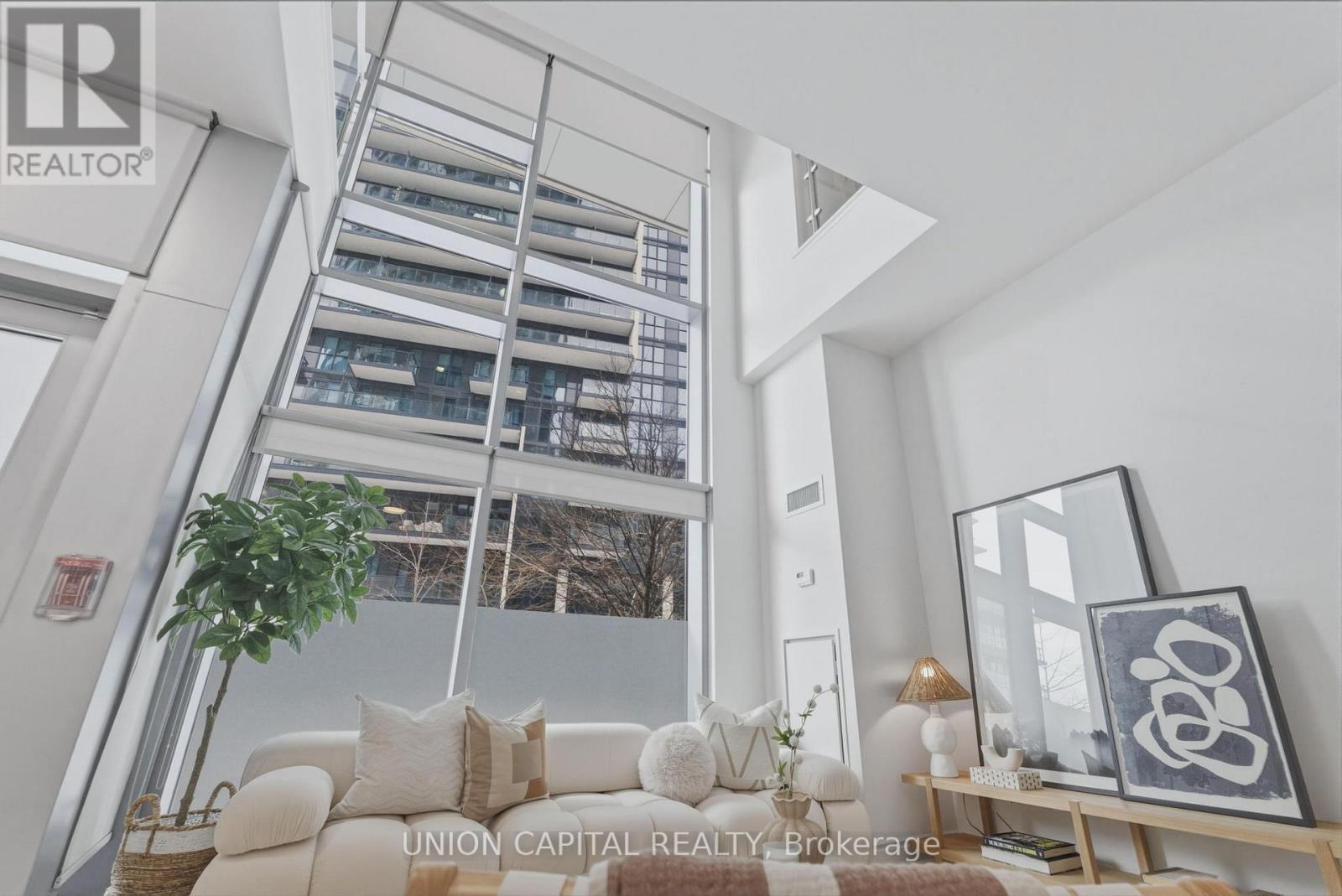 Wl04 - 80 Marine Parade Drive, Toronto, Ontario  M8V 0A3 - Photo 3 - W12932068