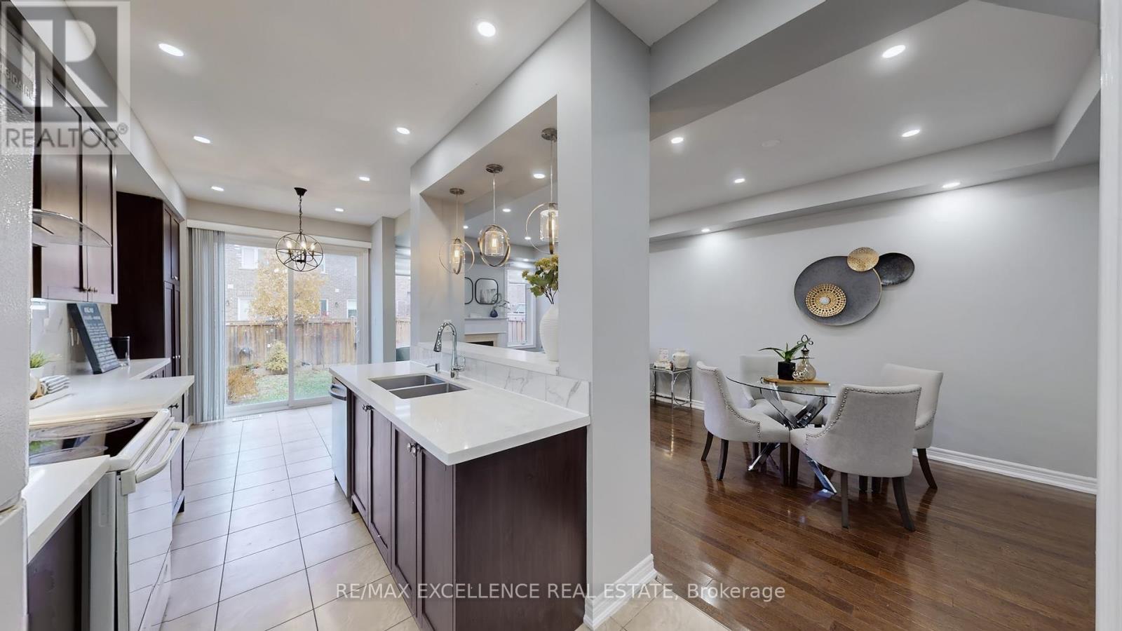 25 Vinewood Road, Caledon, Ontario  L7C 1A9 - Photo 17 - W12932086