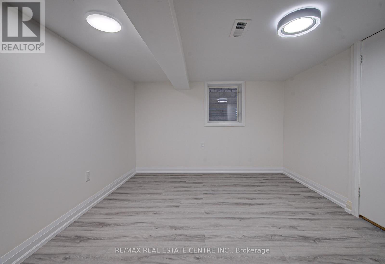 383 Rexford Drive, Hamilton, Ontario  L8W 2M4 - Photo 20 - X12932028