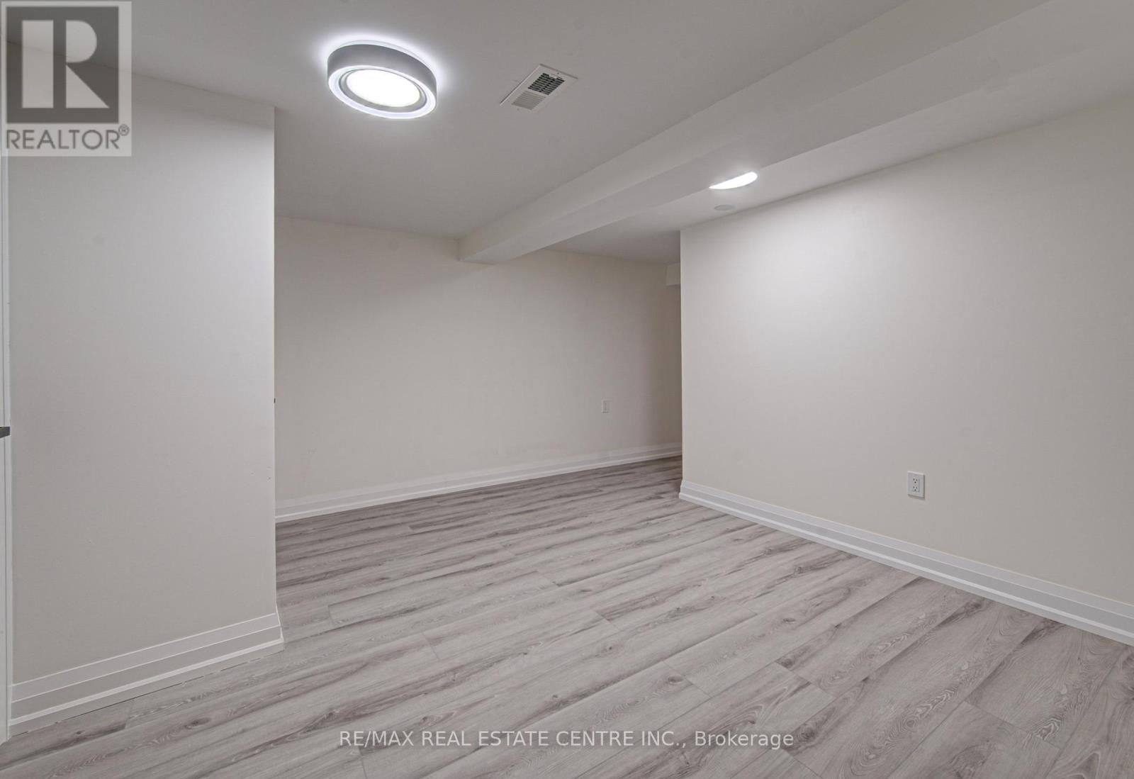 383 Rexford Drive, Hamilton, Ontario  L8W 2M4 - Photo 21 - X12932028