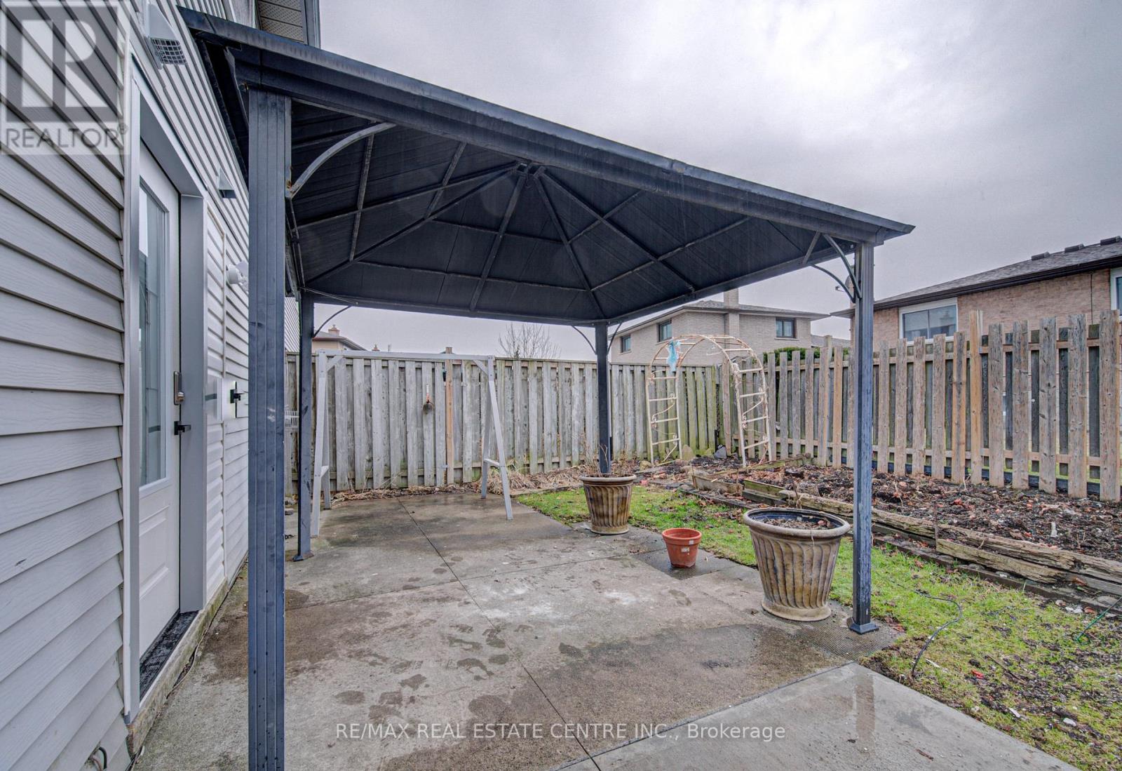 383 Rexford Drive, Hamilton, Ontario  L8W 2M4 - Photo 23 - X12932028