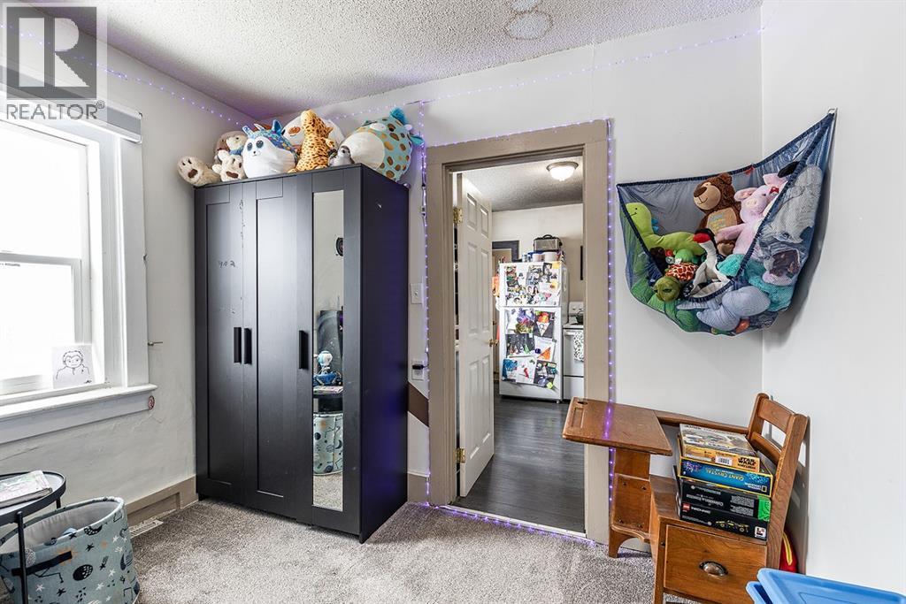 447 Allowance Avenue Se, Medicine Hat, Alberta  T1A 3E1 - Photo 9 - A2292468