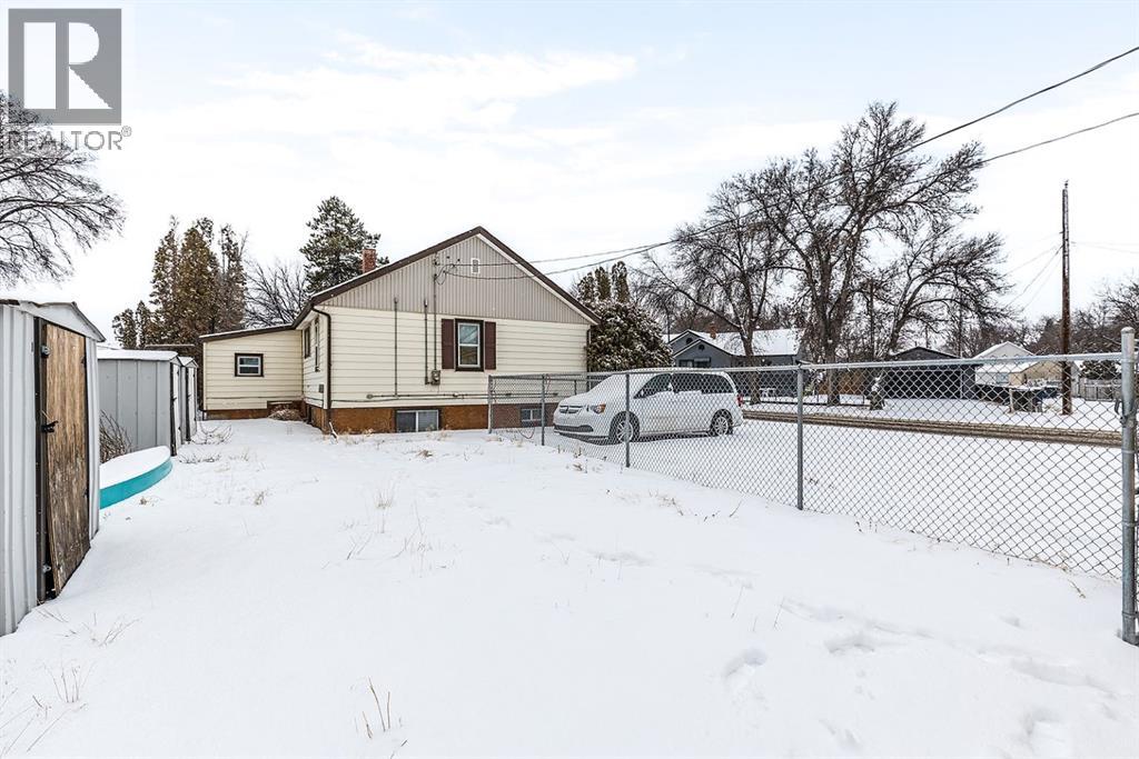 447 Allowance Avenue Se, Medicine Hat, Alberta  T1A 3E1 - Photo 49 - A2292468