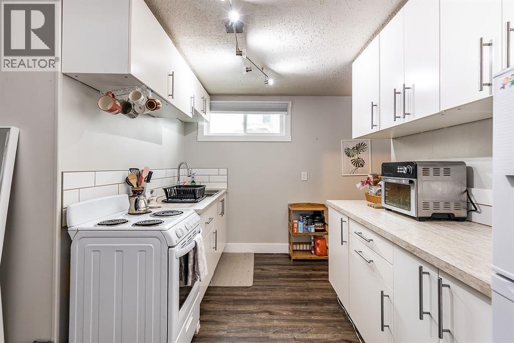 447 Allowance Avenue Se, Medicine Hat, Alberta  T1A 3E1 - Photo 34 - A2292468