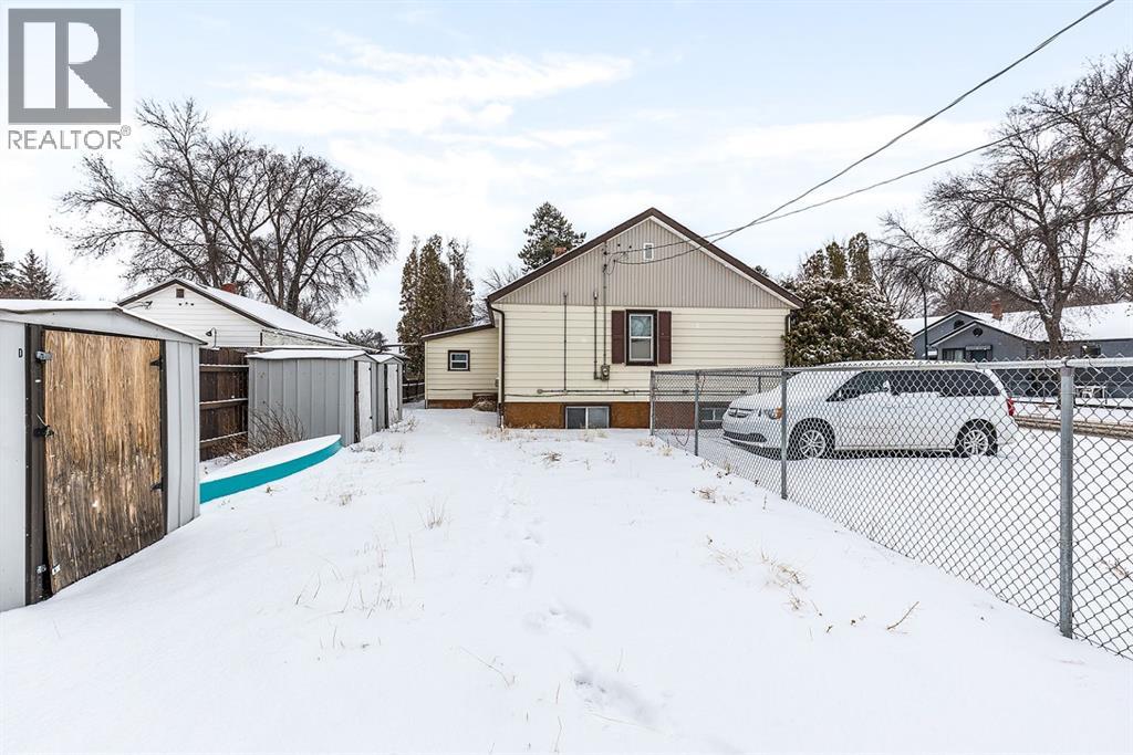 447 Allowance Avenue Se, Medicine Hat, Alberta  T1A 3E1 - Photo 44 - A2292468