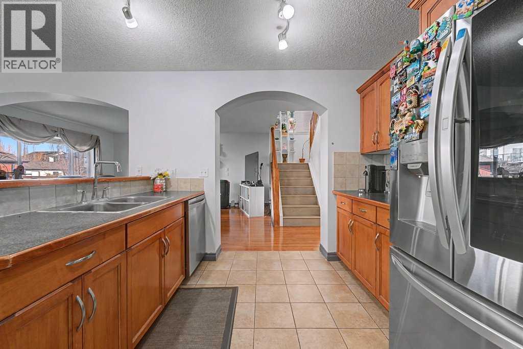 284 Hawkmere View, Chestermere, Alberta  T1X 1T7 - Photo 17 - A2287875