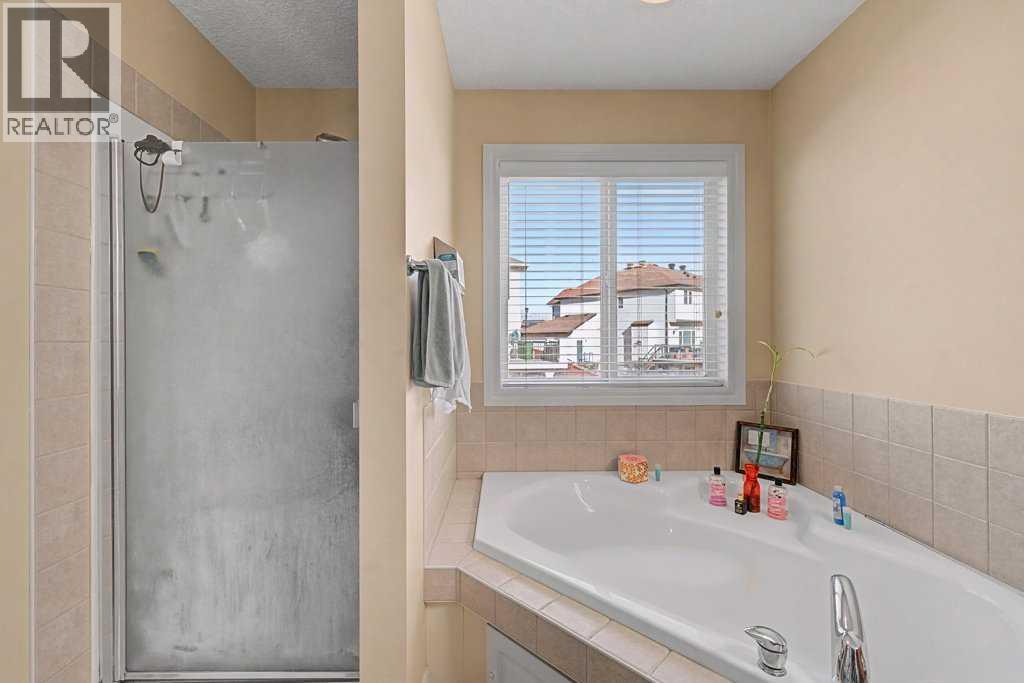 284 Hawkmere View, Chestermere, Alberta  T1X 1T7 - Photo 30 - A2287875