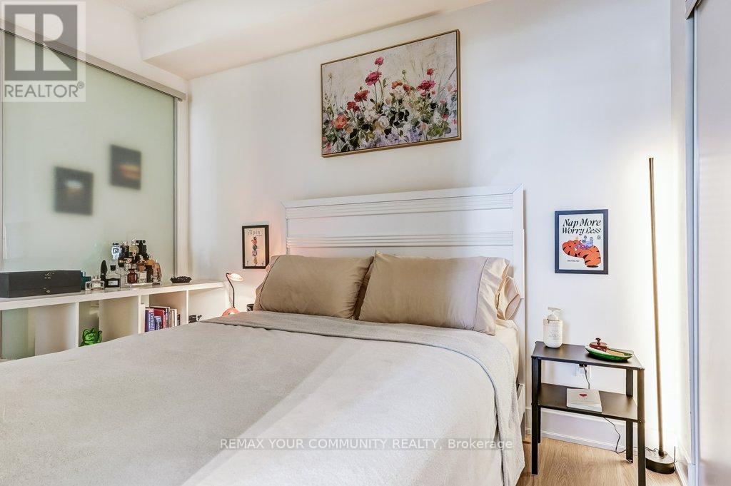 210 - 88 Sheppard Avenue E, Toronto, Ontario  M2N 0G9 - Photo 12 - C12931874