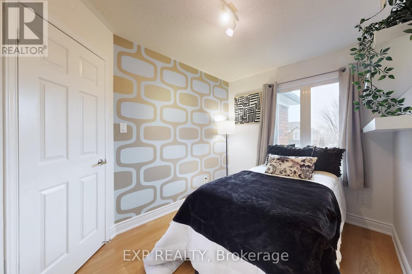 248 Morningmist Street, Brampton, Ontario  L6R 2B8 - Photo 32 - W12924036