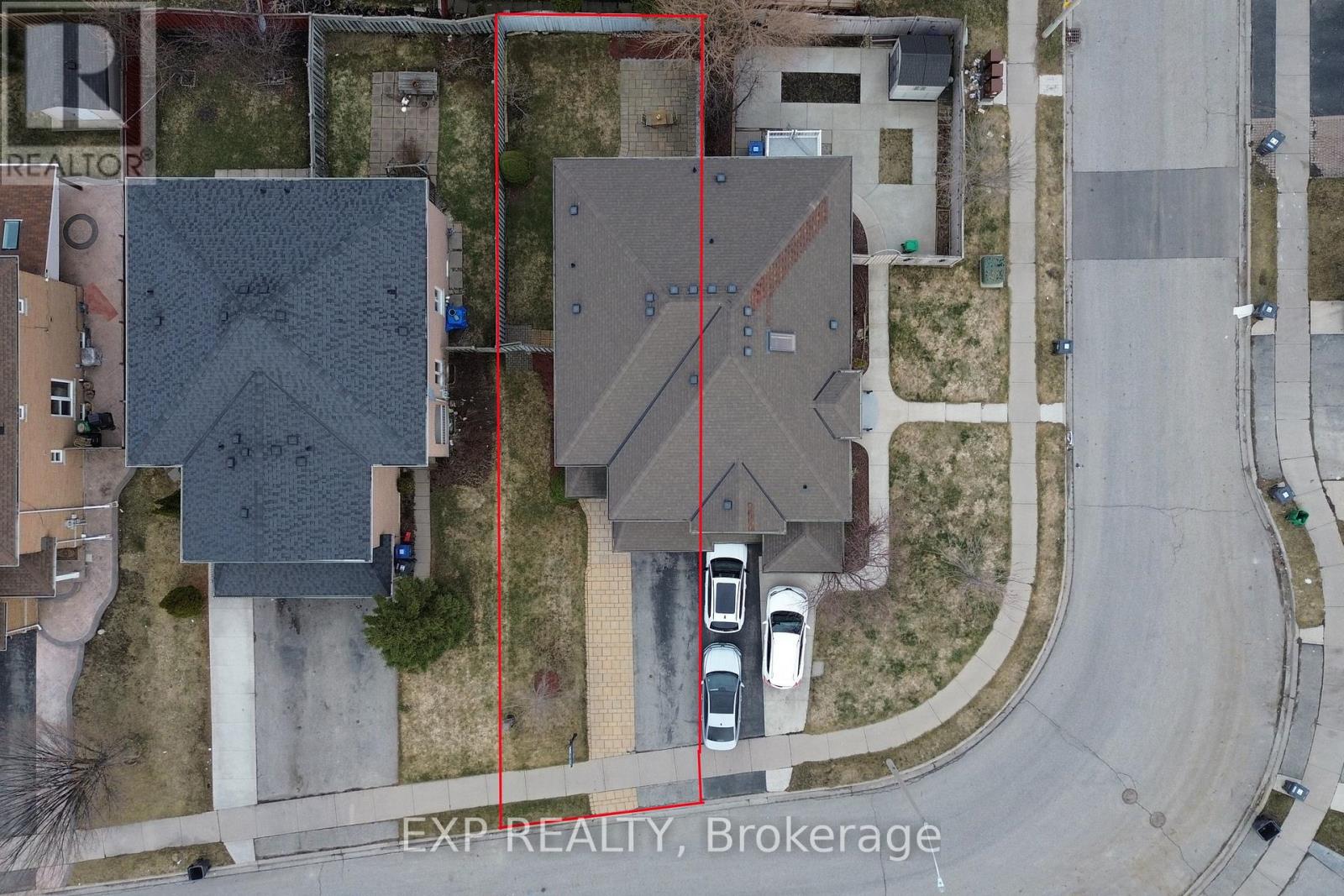 248 Morningmist Street, Brampton, Ontario  L6R 2B8 - Photo 3 - W12924036