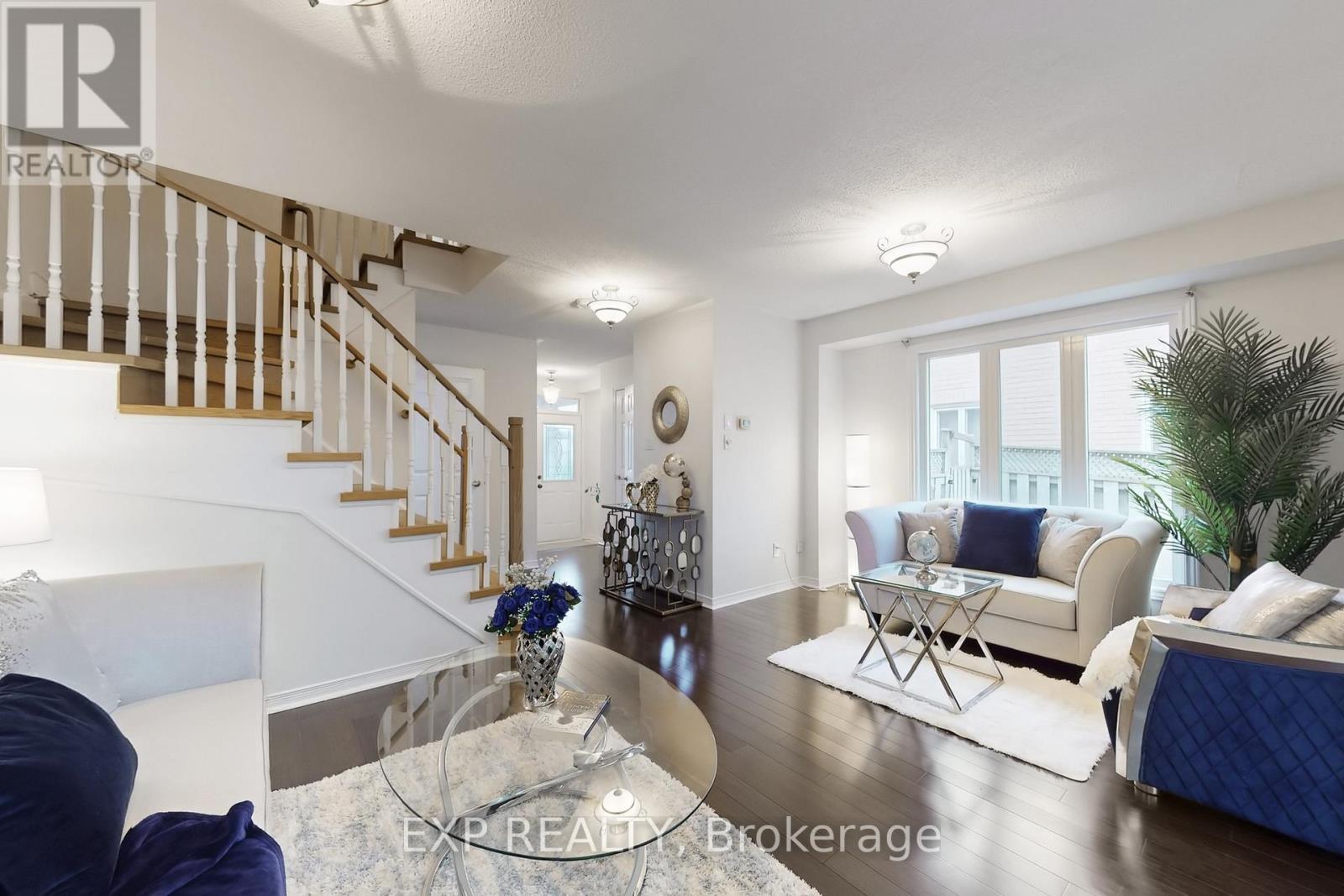 248 Morningmist Street, Brampton, Ontario  L6R 2B8 - Photo 8 - W12924036