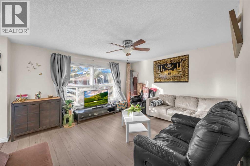 48 Faldale Close NE, Calgary, Alberta  T3J 1V9 - Photo 7 - A2292584