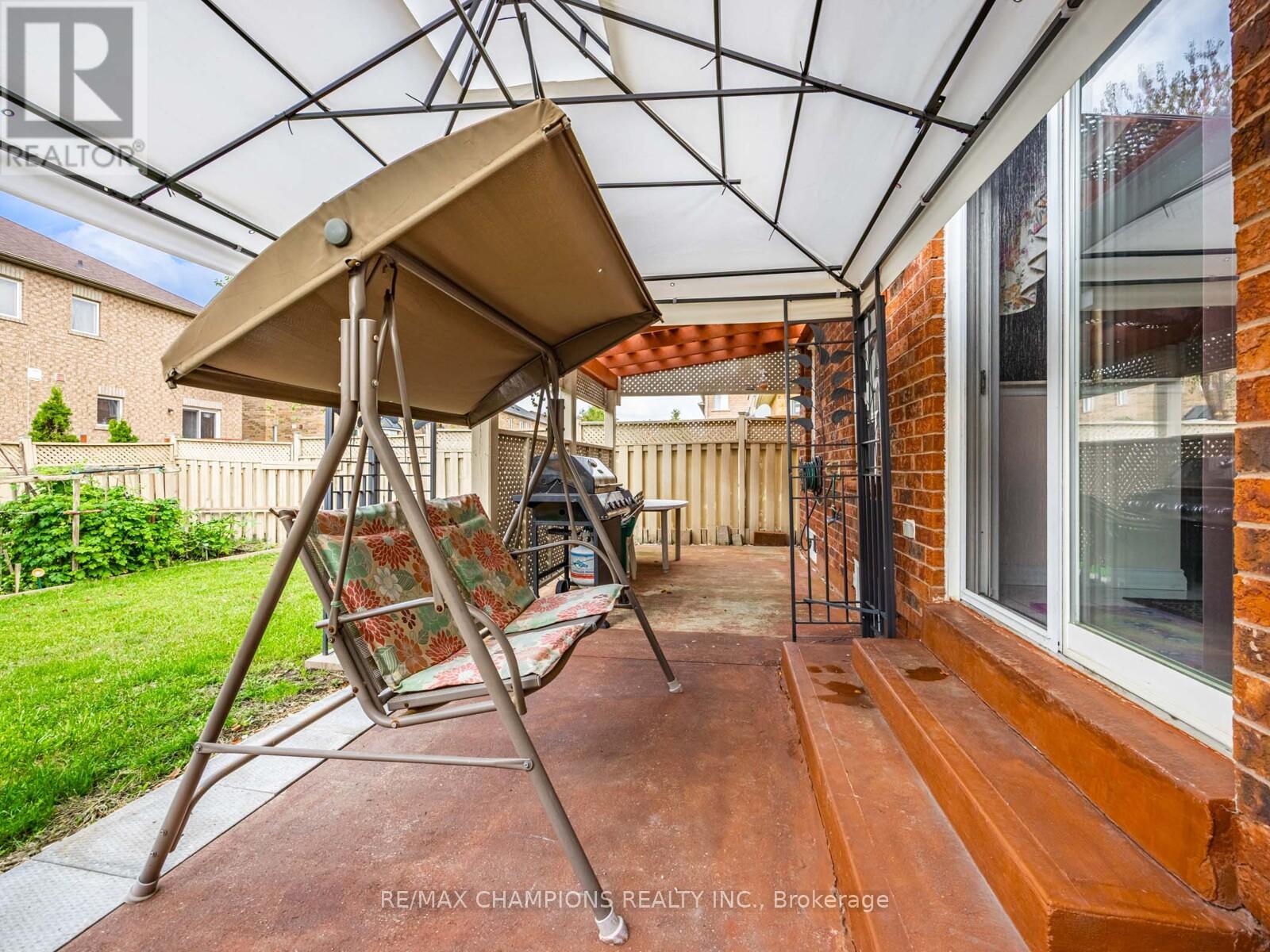 14 Miramar Street, Brampton, Ontario  L6R 2S7 - Photo 34 - W12826822