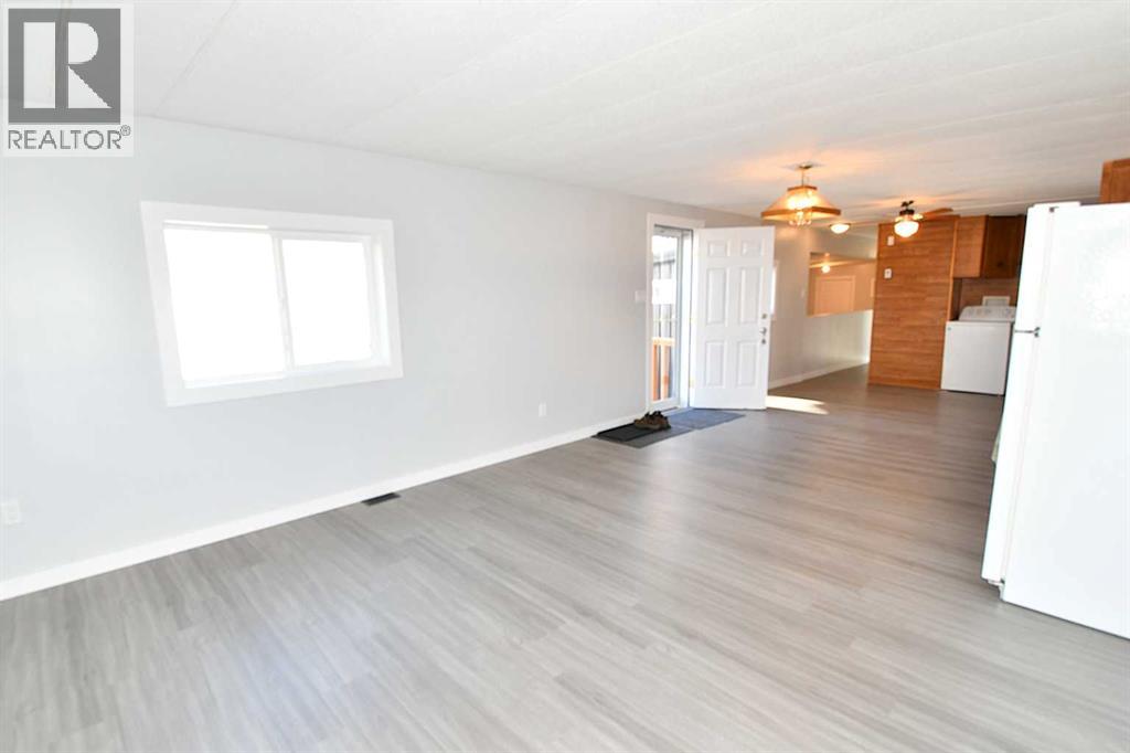 24, 831 2 Avenue, Bassano, Alberta  T0J 0B0 - Photo 2 - A2287952