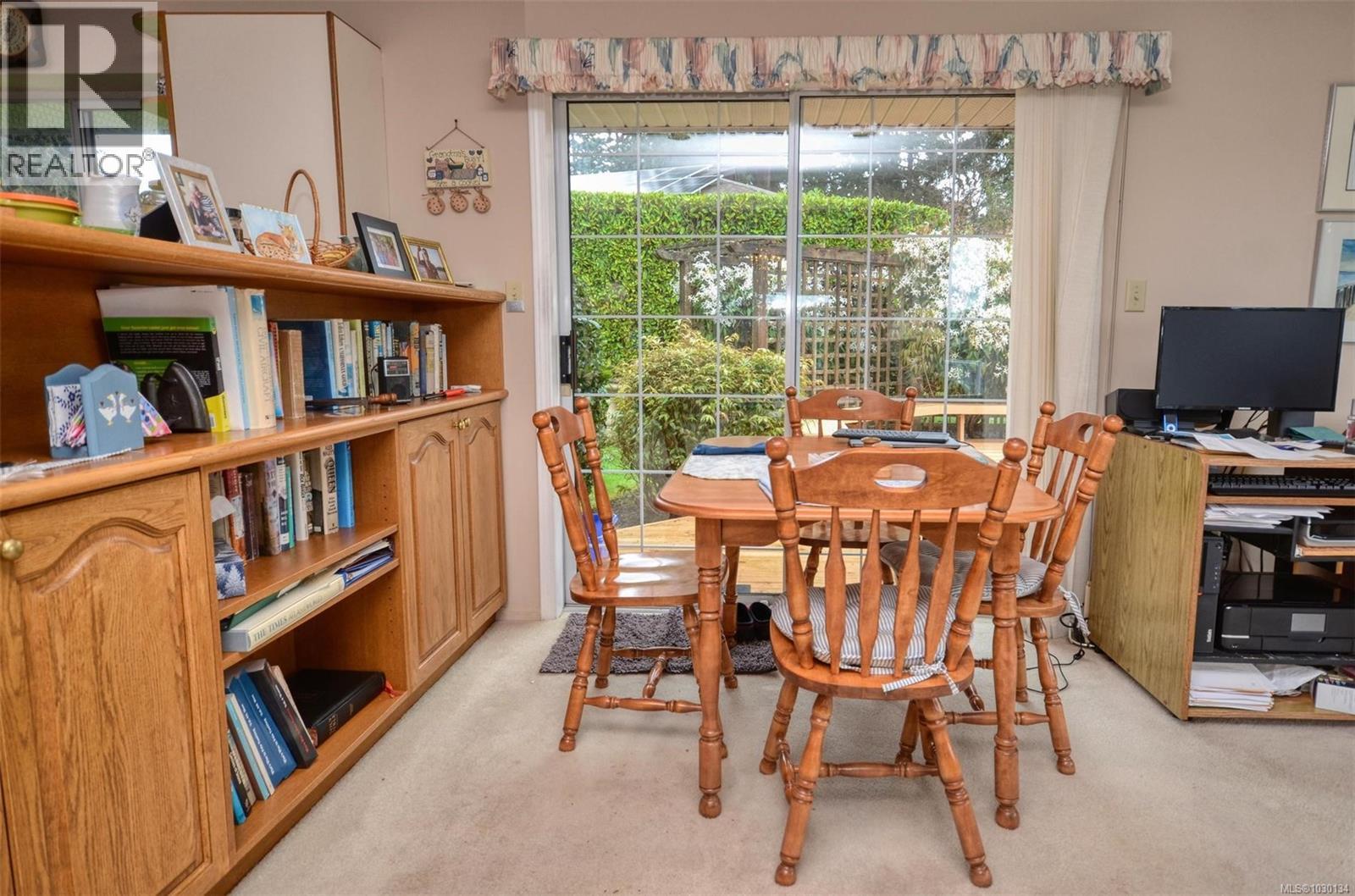 10502 Jocelyn Pl, Sidney, British Columbia  V8L 2P5 - Photo 28 - 1030134