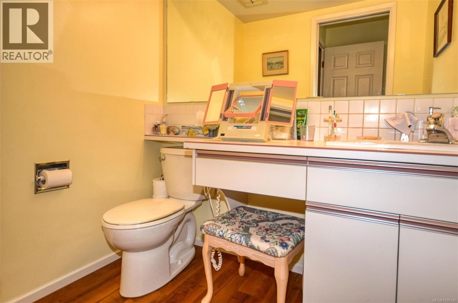 10502 Jocelyn Pl, Sidney, British Columbia  V8L 2P5 - Photo 18 - 1030134