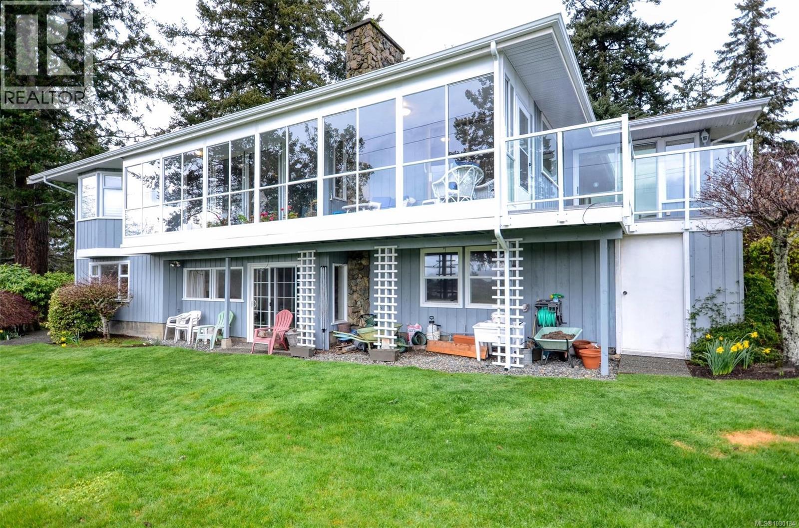 10502 Jocelyn Pl, Sidney, British Columbia  V8L 2P5 - Photo 9 - 1030134