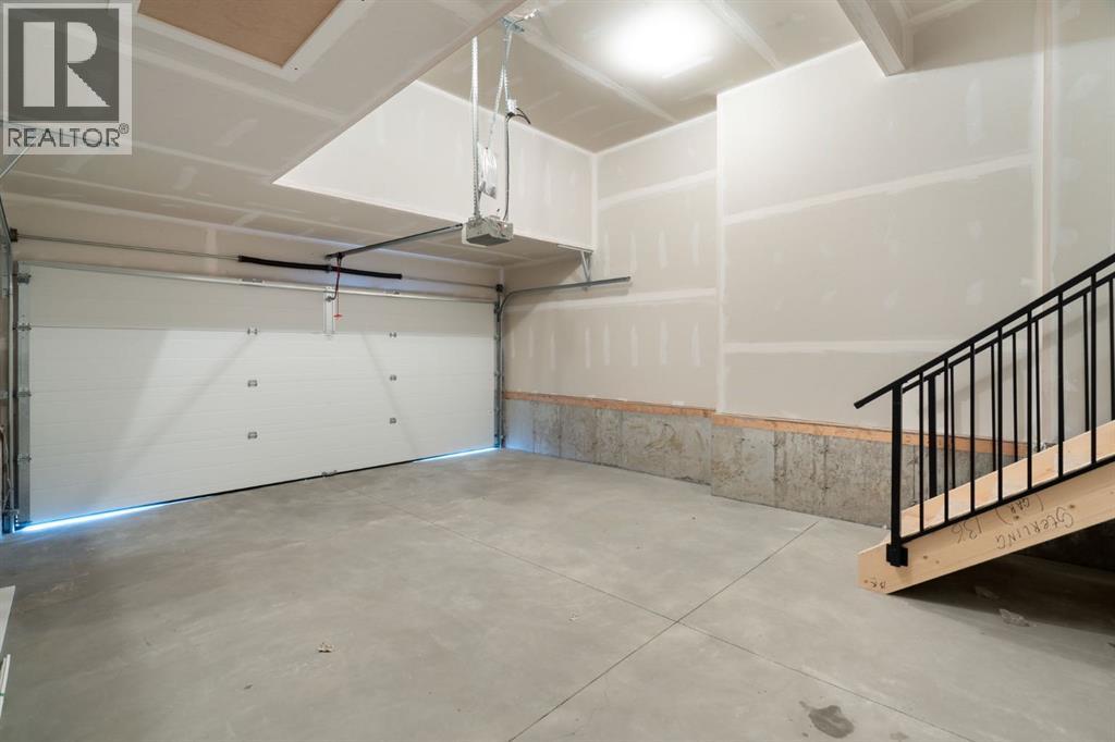 136 Southbow Village Way, Cochrane, Alberta  T4C 3J9 - Photo 17 - A2292762