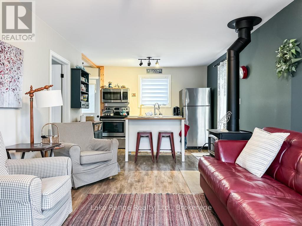 111 Sunrise Avenue W, Huron-Kinloss, Ontario  N0G 2R0 - Photo 11 - X12932144