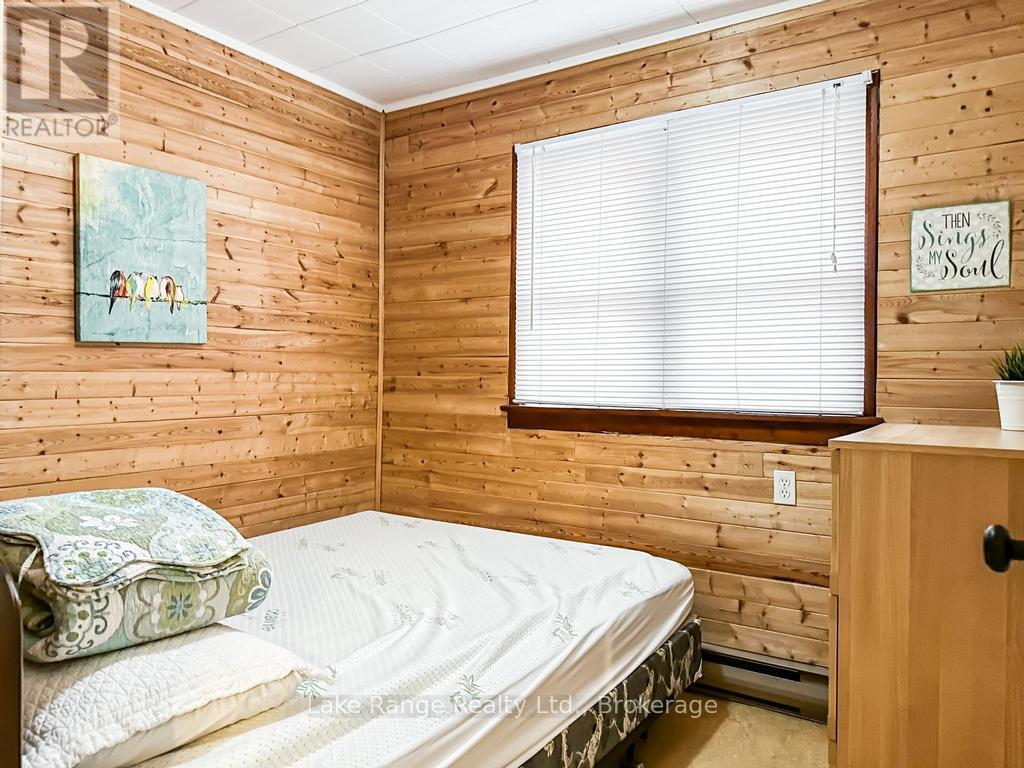 111 Sunrise Avenue W, Huron-Kinloss, Ontario  N0G 2R0 - Photo 12 - X12932144