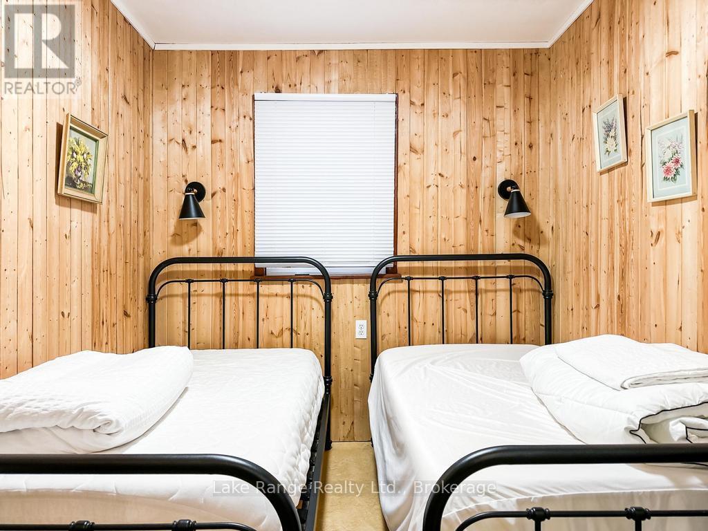 111 Sunrise Avenue W, Huron-Kinloss, Ontario  N0G 2R0 - Photo 14 - X12932144