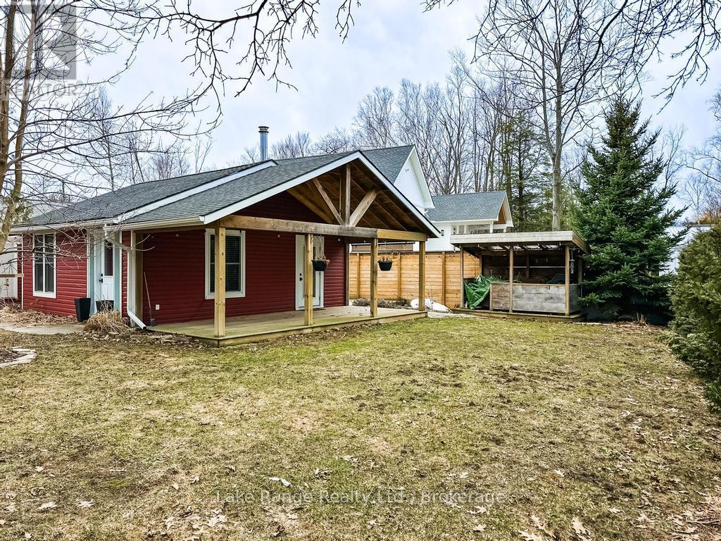 111 Sunrise Avenue W, Huron-Kinloss, Ontario  N0G 2R0 - Photo 2 - X12932144