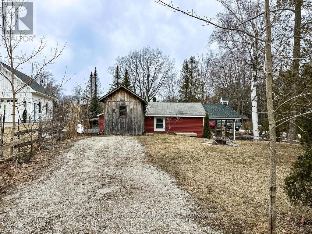 111 Sunrise Avenue W, Huron-Kinloss, Ontario  N0G 2R0 - Photo 4 - X12932144