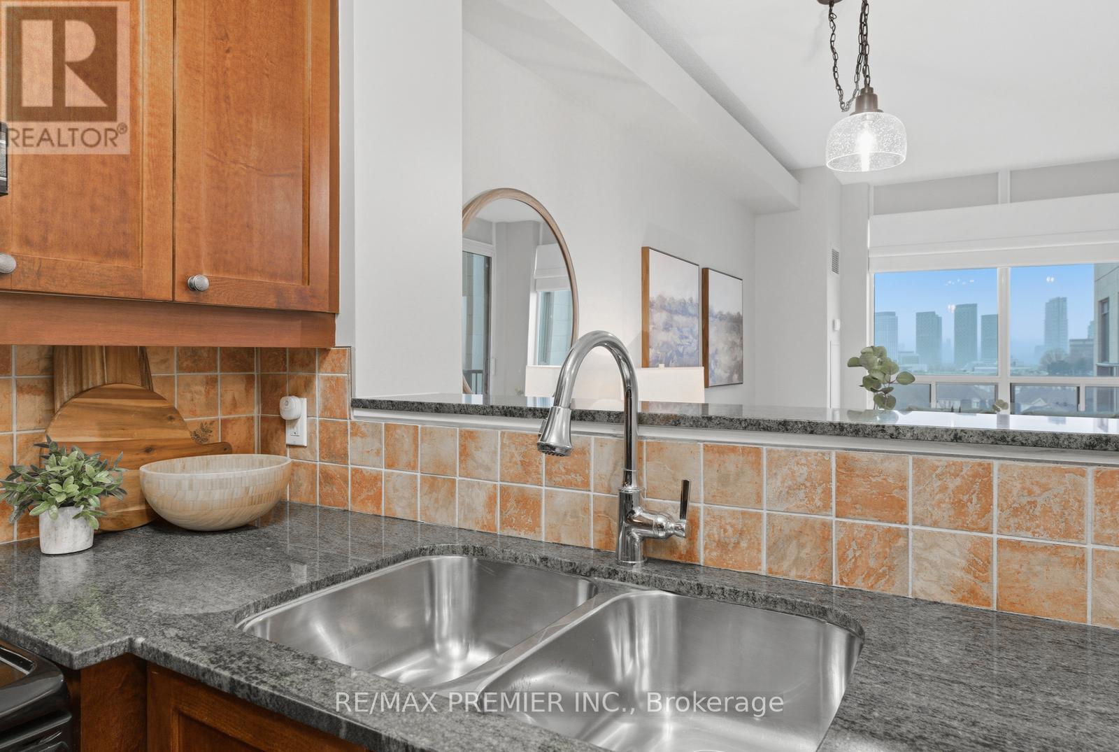 Ph20 - 16 Dallimore Circle, Toronto, Ontario  M3C 4C4 - Photo 11 - C12932146