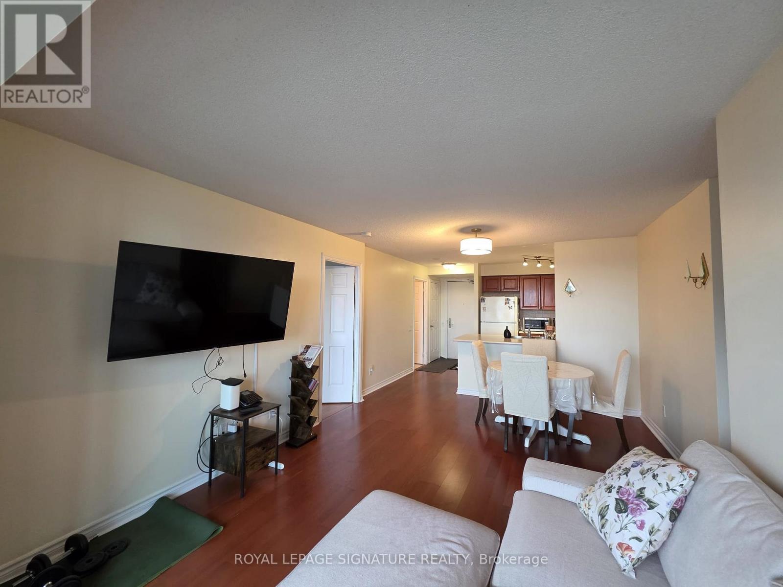 504 - 61 Town Centre Court, Toronto (Bendale), Ontario  M1P 5C5 - Photo 5 - E12915360