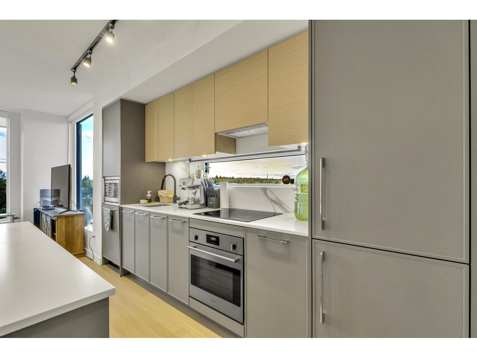 1309 13725 George Junction, Surrey, British Columbia  V3T 0V7 - Photo 10 - R3103524