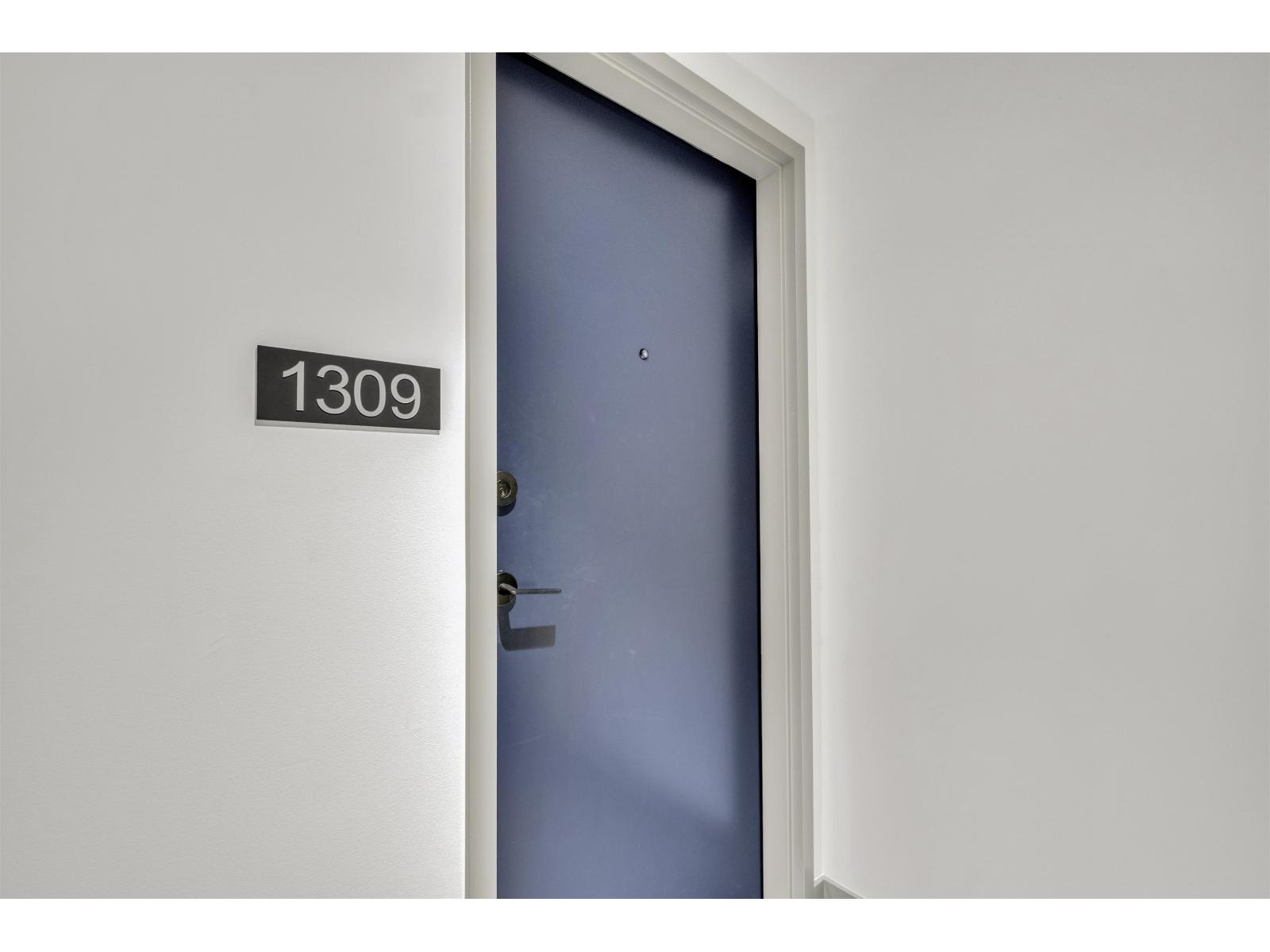 1309 13725 George Junction, Surrey, British Columbia  V3T 0V7 - Photo 9 - R3103524