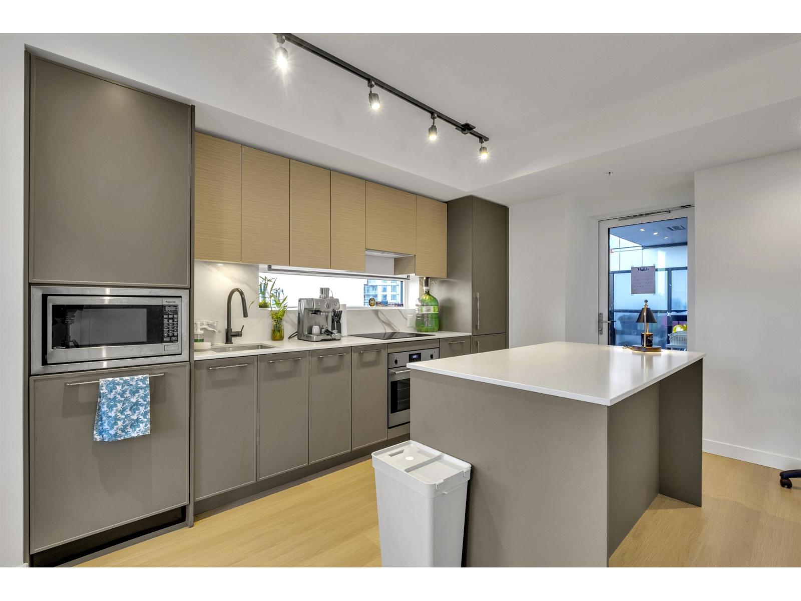 1309 13725 George Junction, Surrey, British Columbia  V3T 0V7 - Photo 16 - R3103524