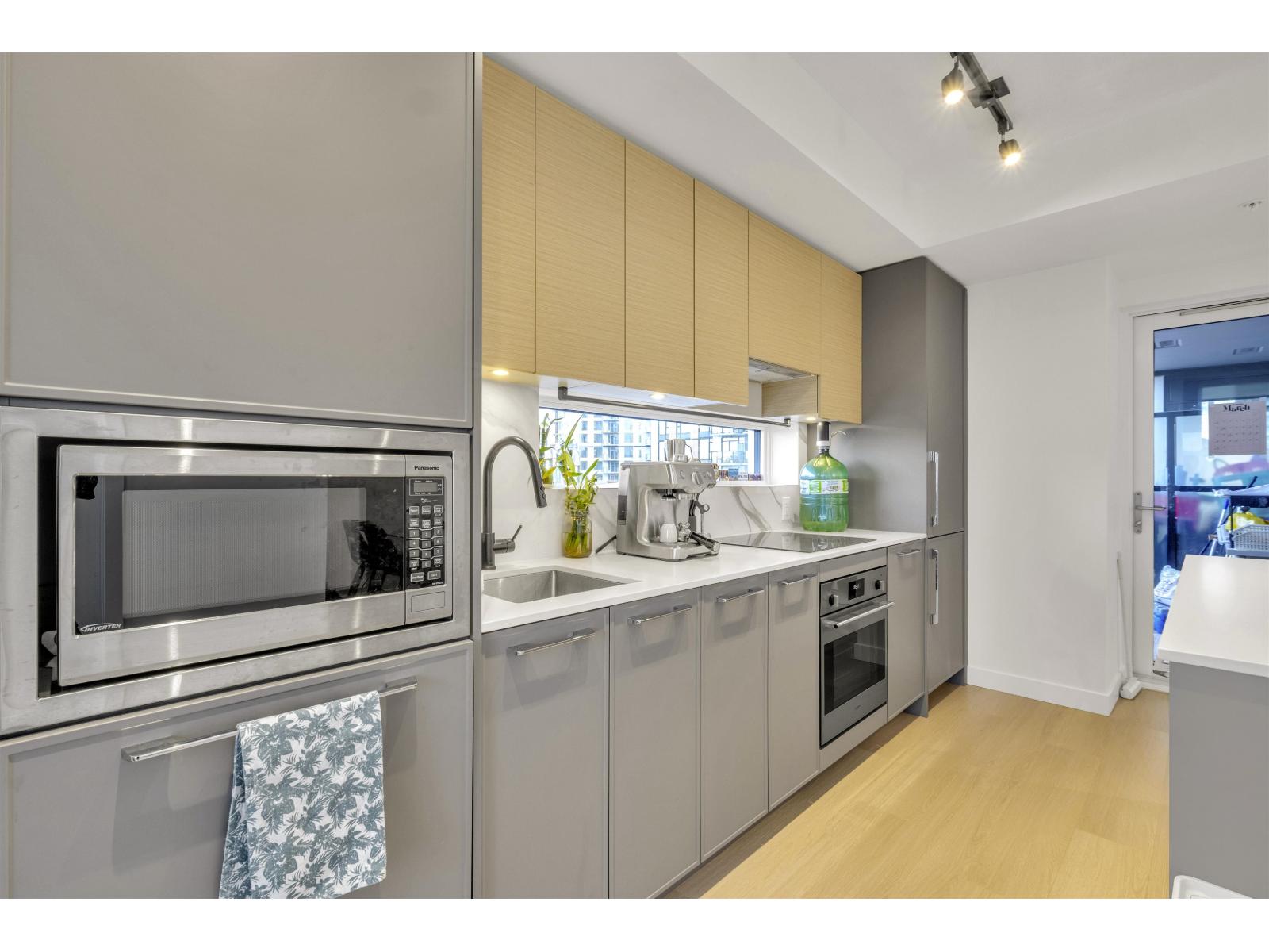 1309 13725 George Junction, Surrey, British Columbia  V3T 0V7 - Photo 11 - R3103524