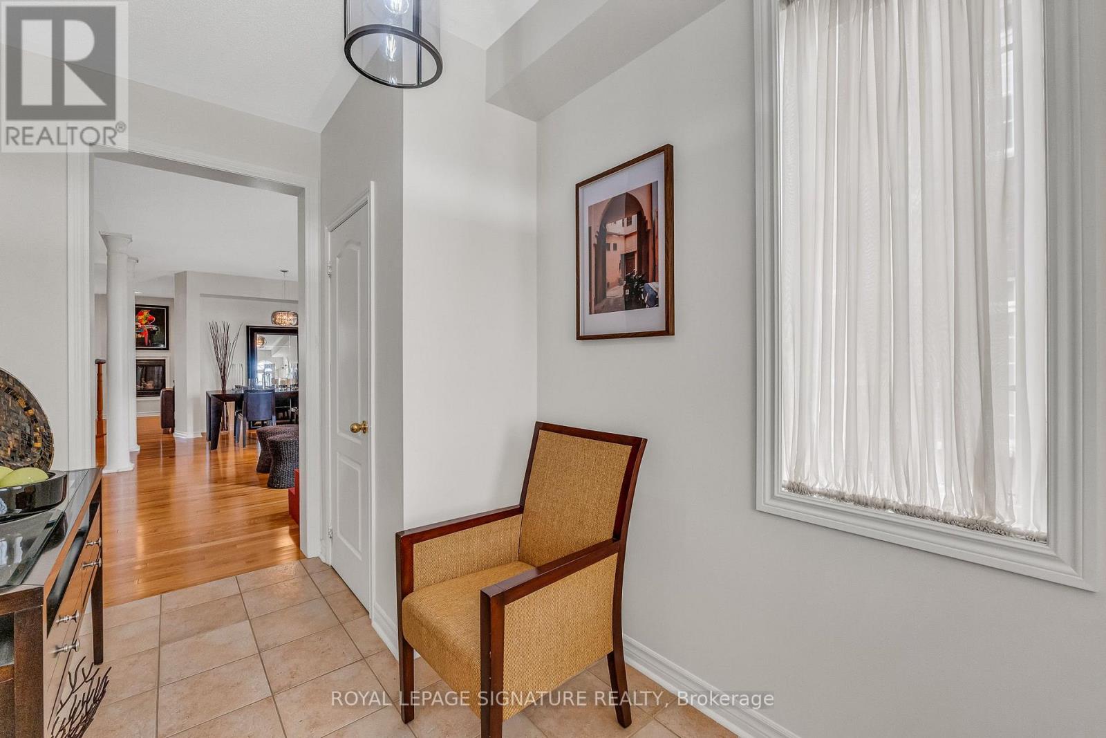 3319 Tacc Drive, Mississauga, Ontario  L5M 0K4 - Photo 2 - W12932118