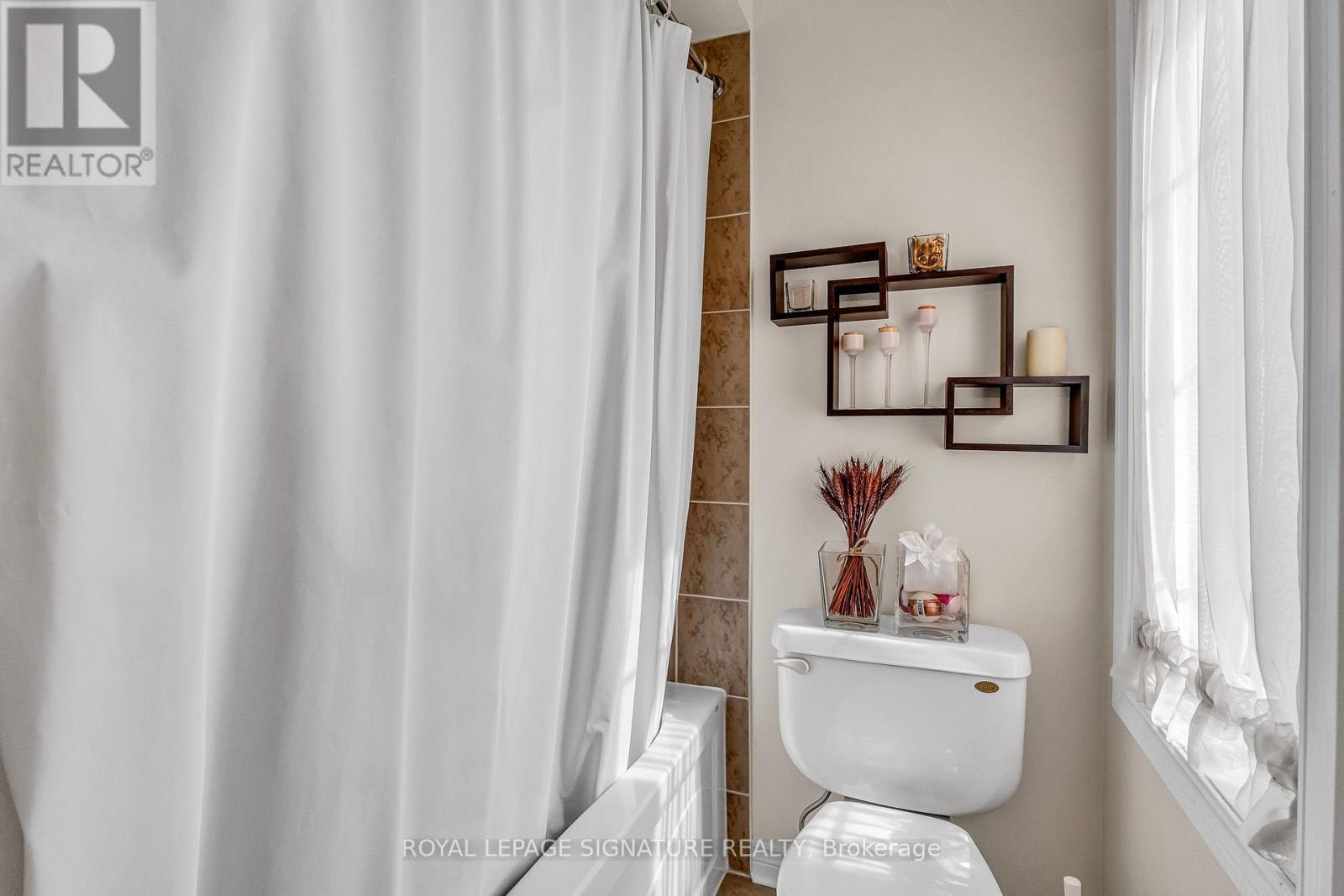 3319 Tacc Drive, Mississauga, Ontario  L5M 0K4 - Photo 22 - W12932118