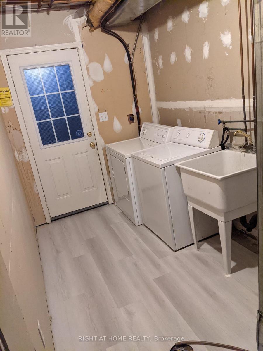 61 - 271 Richvale Drive S, Brampton (Heart Lake East), Ontario  L6Z 4W6 - Photo 17 - W12932132