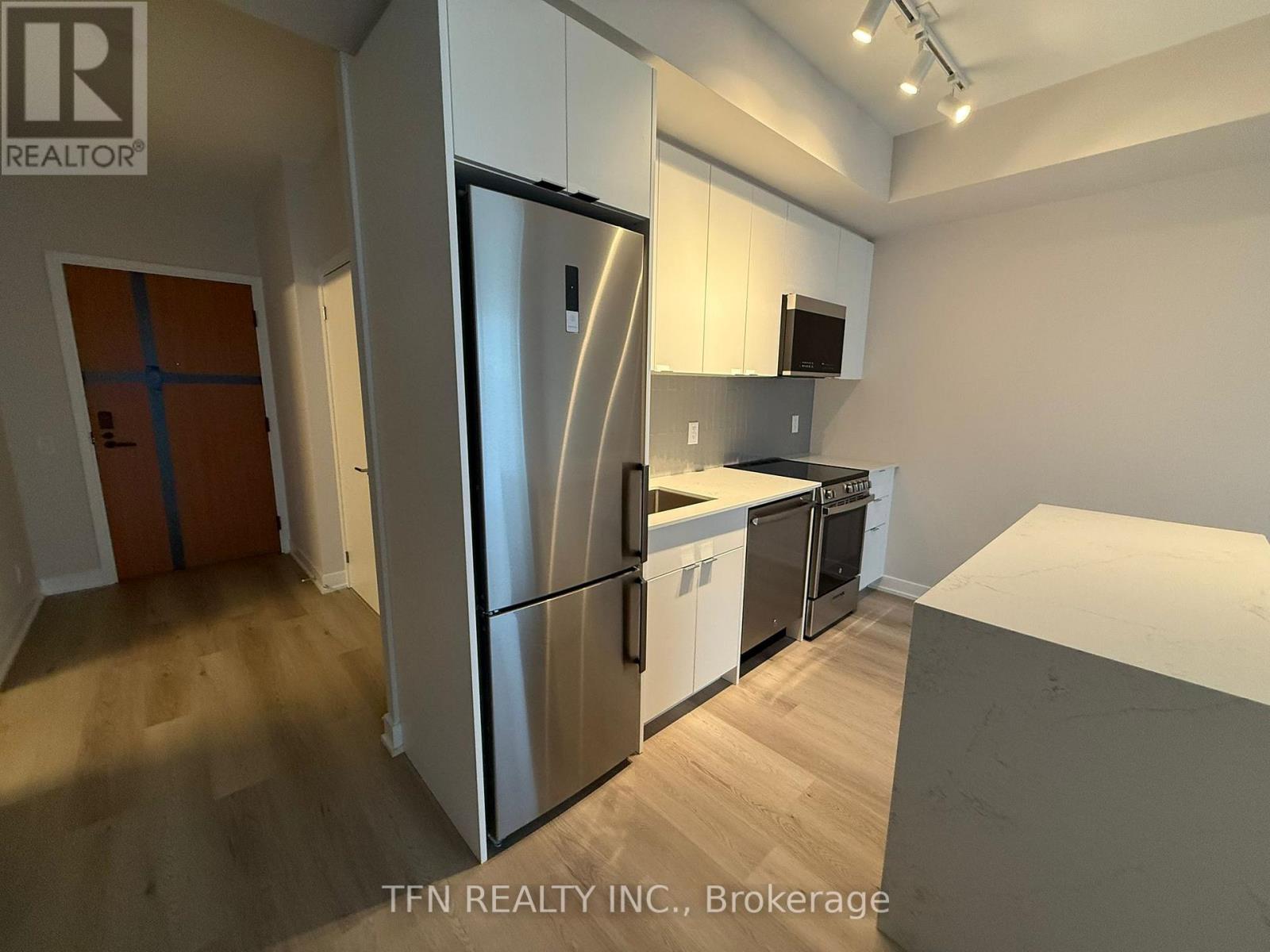 514 - 1660 Bloor Street W, Toronto, Ontario  M6P 0C6 - Photo 6 - W12932148