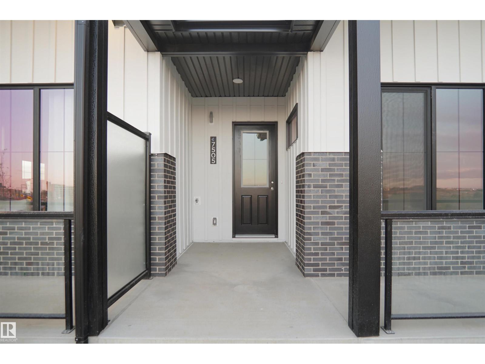 7513 Observer Ln Nw, Edmonton, Alberta  T5G 2S5 - Photo 3 - E4479565