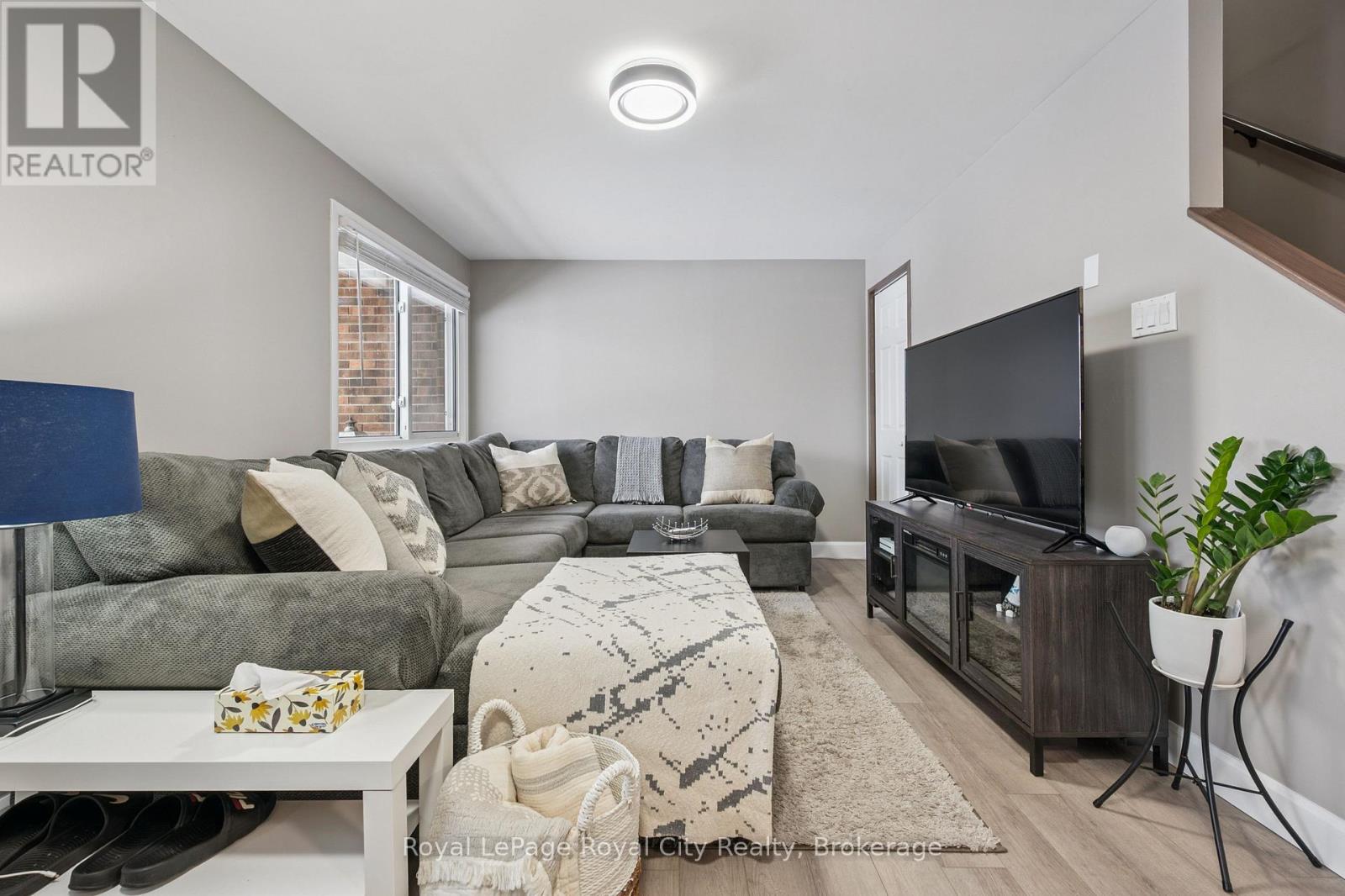 8 - 86 Burns Drive, Guelph, Ontario  N1H 6V9 - Photo 16 - X12886720