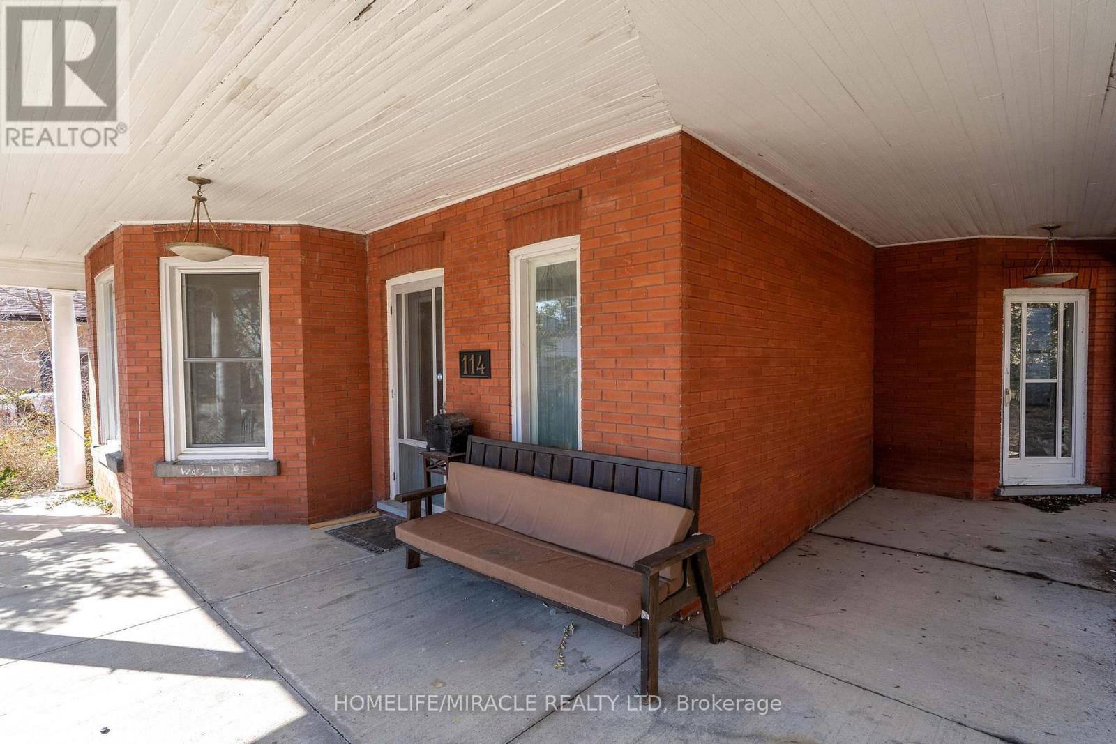 114 Frances Street, Ingersoll, Ontario  N5C 2H3 - Photo 7 - X12906754