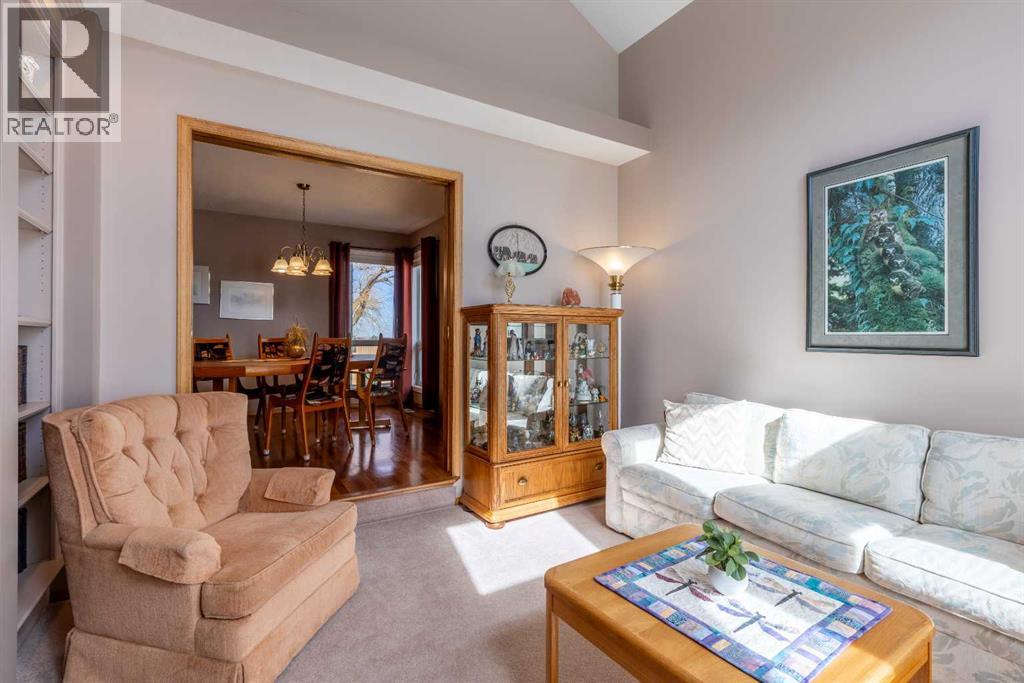 229 Coachwood Point W, Lethbridge, Alberta  T1K 6A7 - Photo 7 - A2295596