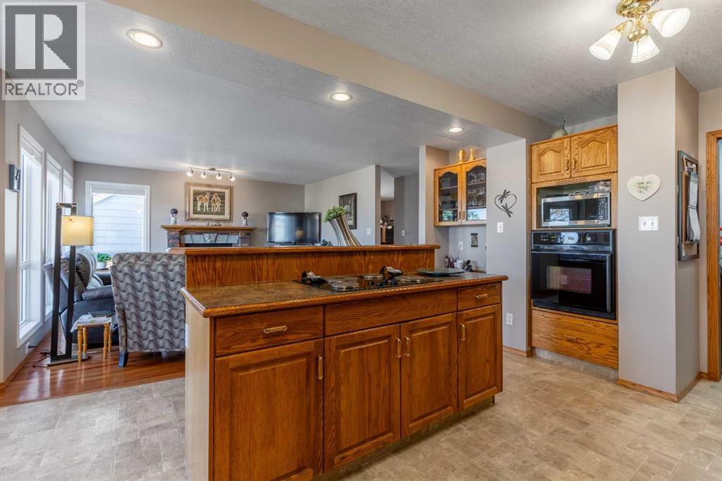 229 Coachwood Point W, Lethbridge, Alberta  T1K 6A7 - Photo 17 - A2295596