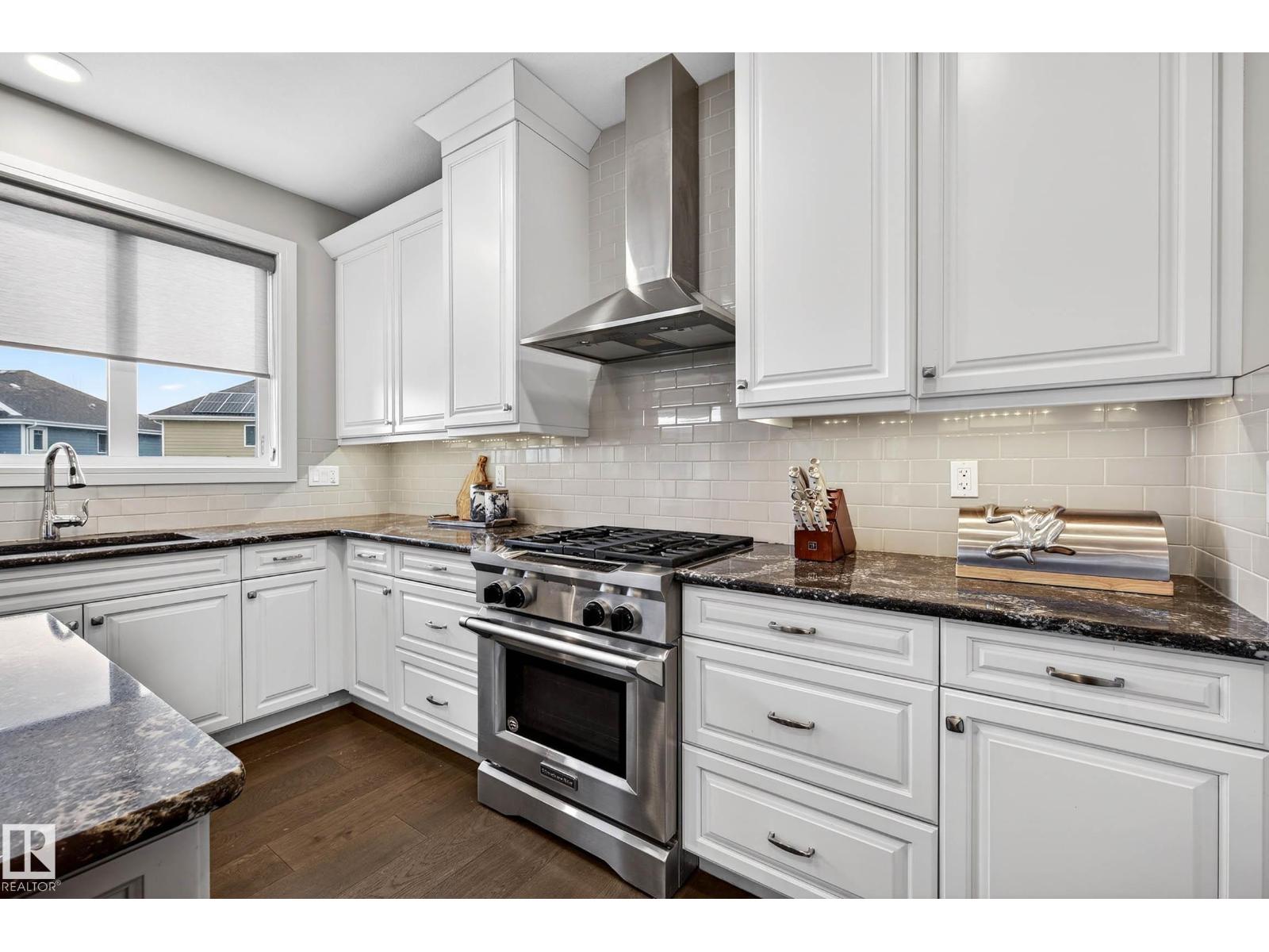 9036 24 Av Sw, Edmonton, Alberta  T6X 2C4 - Photo 12 - E4478826