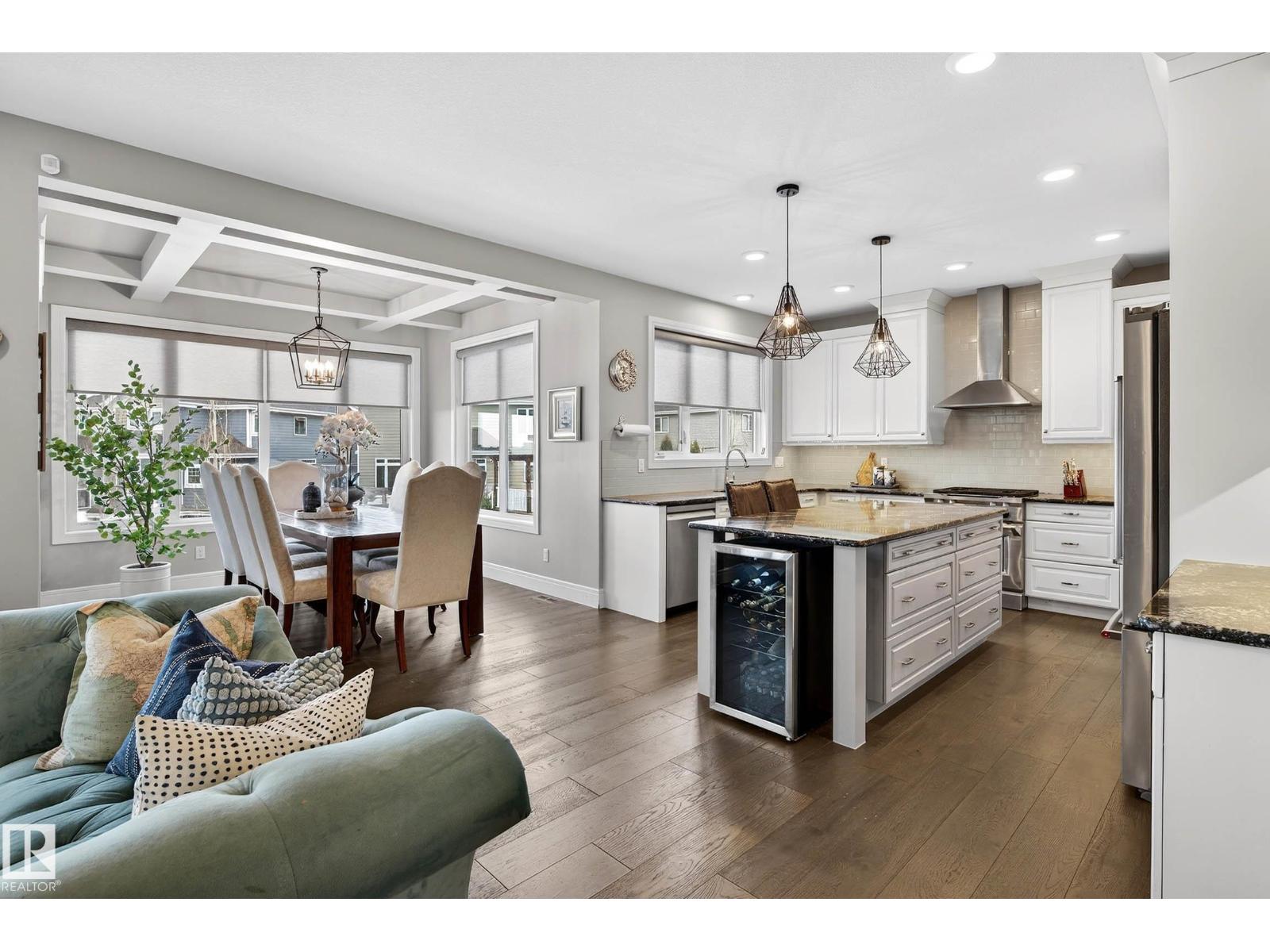 9036 24 Av Sw, Edmonton, Alberta  T6X 2C4 - Photo 1 - E4478826