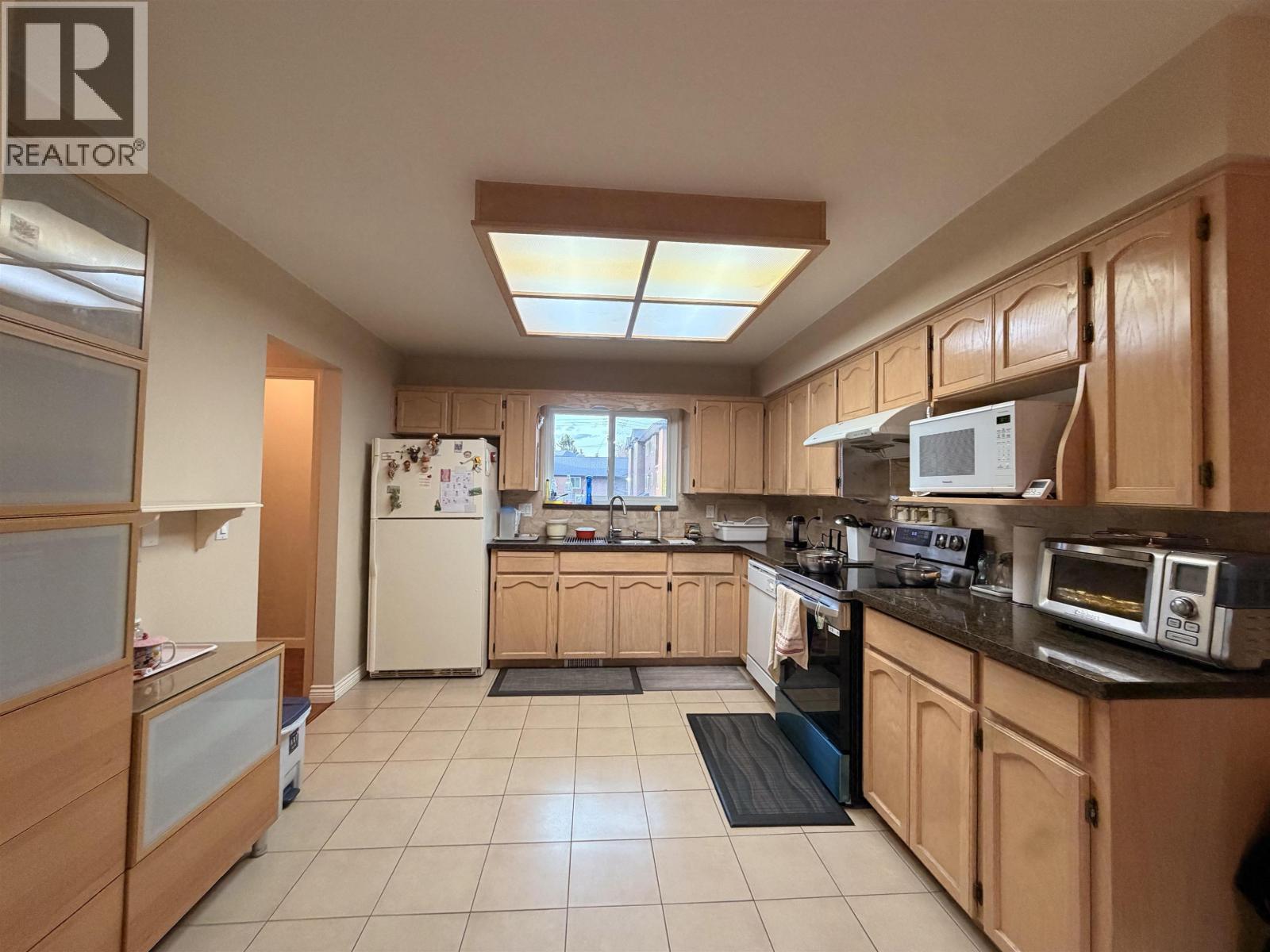 4 1336 Pitt River Road, Port Coquitlam, British Columbia  V3C 5Y7 - Photo 4 - R3102911