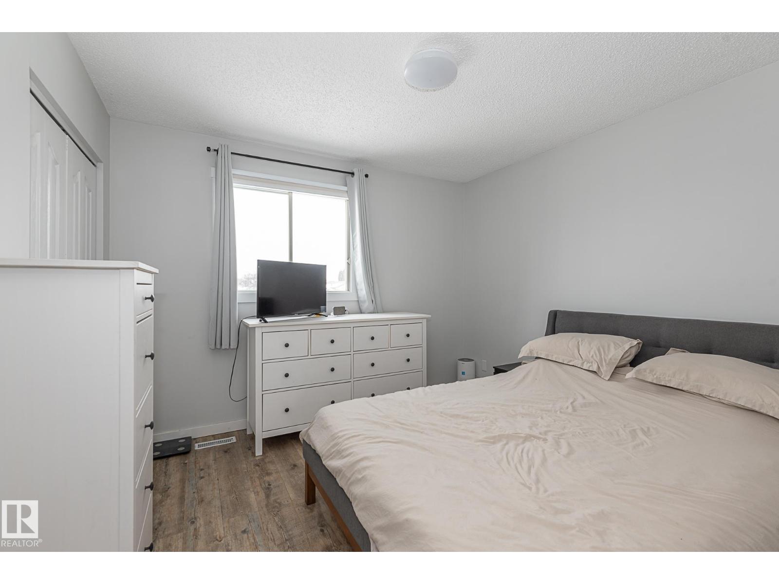 8326 157 Av Nw, Edmonton, Alberta  T5Z 2P7 - Photo 10 - E4479551