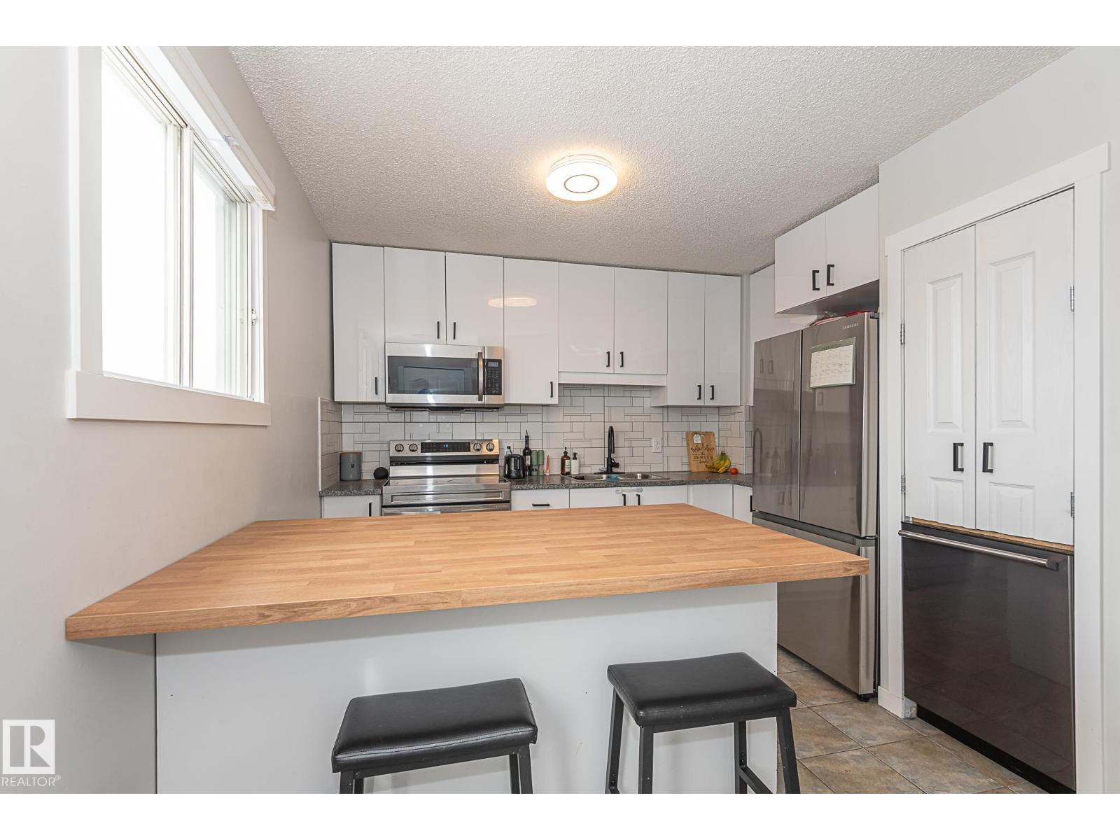 8326 157 Av Nw, Edmonton, Alberta  T5Z 2P7 - Photo 8 - E4479551