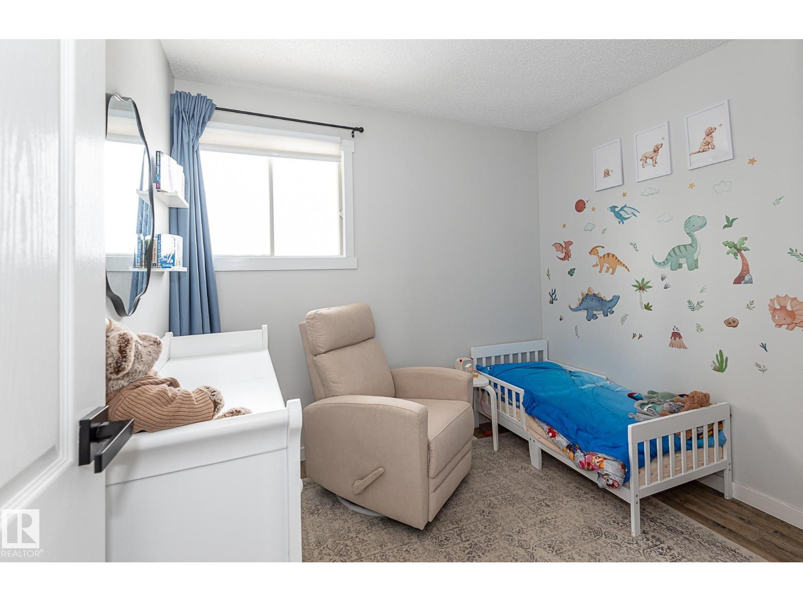 8326 157 Av Nw, Edmonton, Alberta  T5Z 2P7 - Photo 5 - E4479551